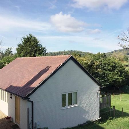 Little Gem At Foot Of Malvern Hills Great Malvern Extérieur photo