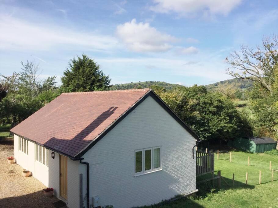 Little Gem At Foot Of Malvern Hills Great Malvern Extérieur photo